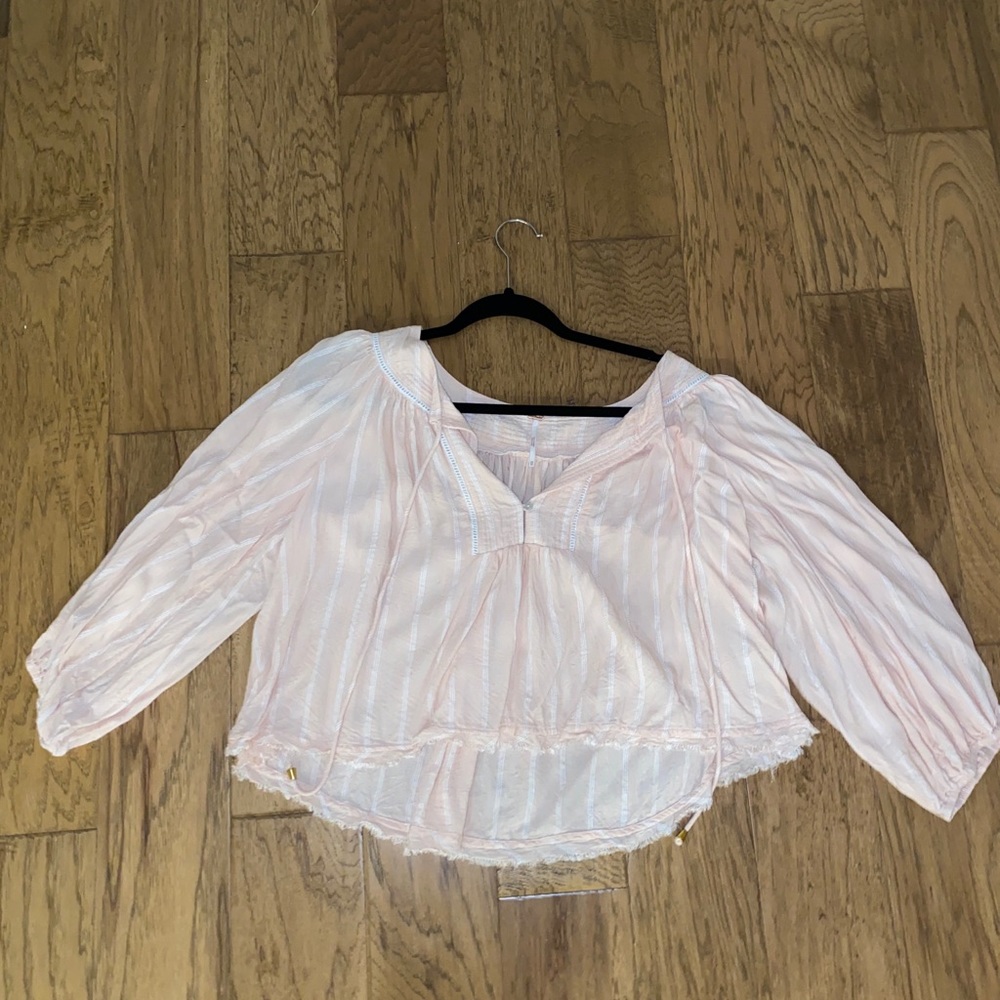 FREE PEOPLE pink flowy top. Size XS but fits S/M